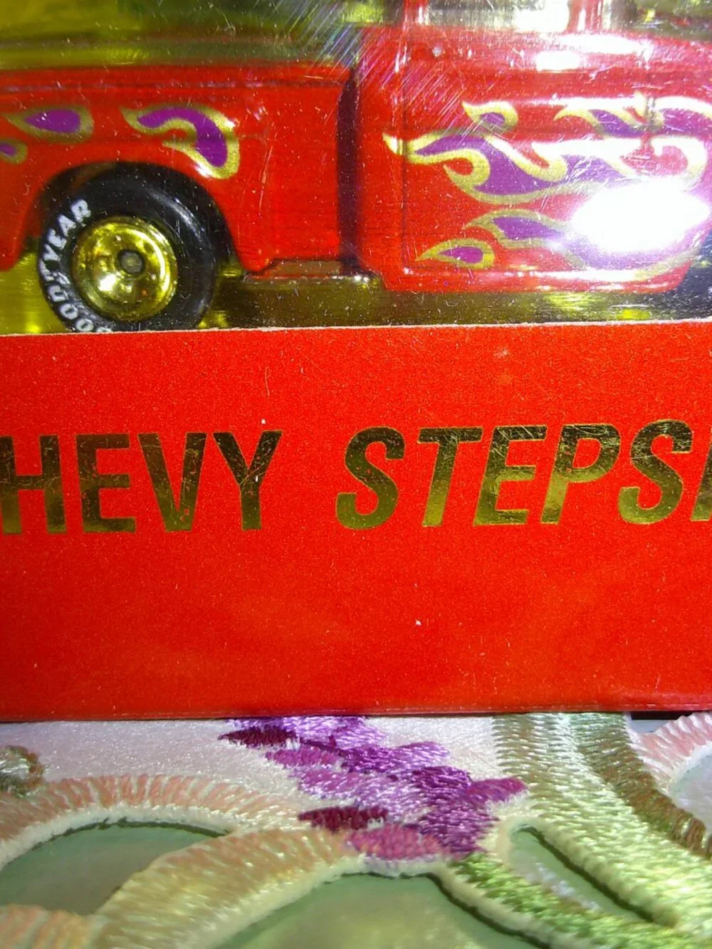 1:64 Hot Wheels 1994 Toy Club Limited Edition Chevy Stepside / '56 Flashsider